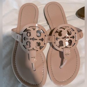 Tory Burch Miller Sandal Patent Seashell Pink size 6.5